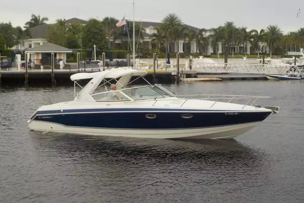 Photo of the 2006 Formula 330 SS "C's The Day"