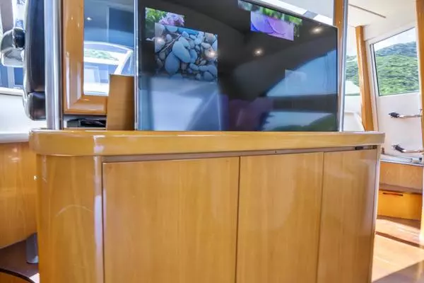 Photo of the 2005 Pershing 76 Motor Yacht "Denise"