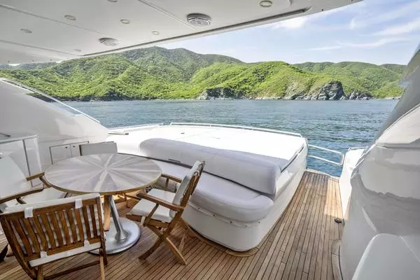 Photo of the 2005 Pershing 76 Motor Yacht "Denise"