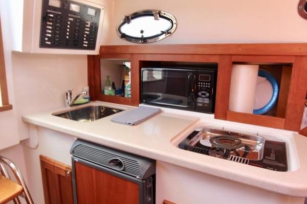 2005 Back Cove 26 Express - MAKANA