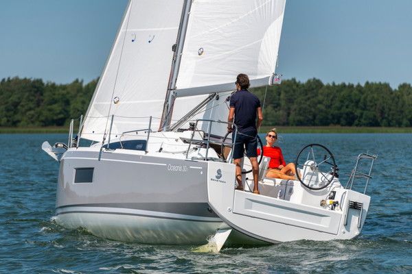 132 30ft Beneteau Yacht For Sale