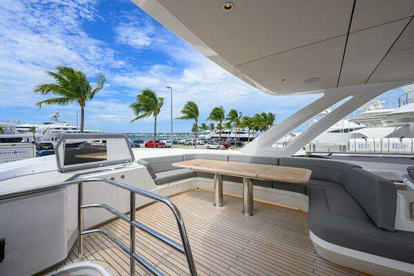 Photo of the 2027 Princess S72 "Princess S74"