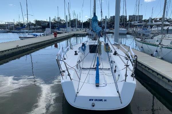 Pier Pressure 30ft J Boats Yacht For Sale