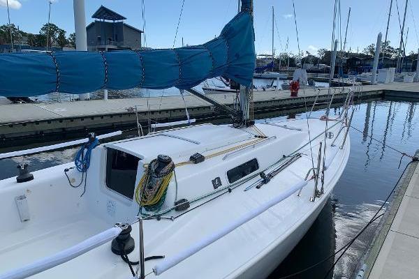 Pier Pressure 30ft J Boats Yacht For Sale