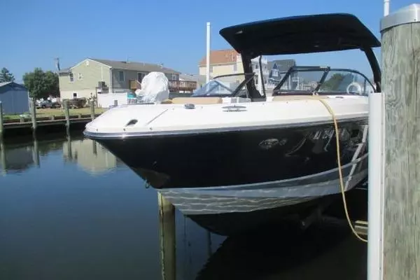 Philly D 28ft Sea Ray Yacht For Sale