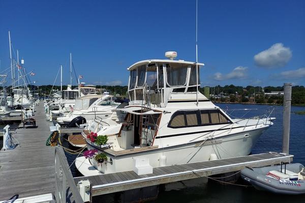 37-ft-Egg Harbor-1989-Sedan Bridge-REEL PRIME-Mystic Connecticut United States yacht for sale