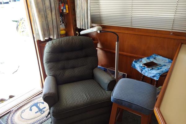 REEL PRIME 37ft Egg Harbor Yacht For Sale