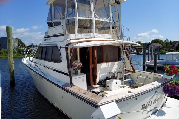 REEL PRIME 37ft Egg Harbor Yacht For Sale