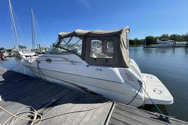 SANCTUARY 27ft Sea Ray Yacht For Sale