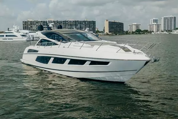 2018 Sunseeker 68