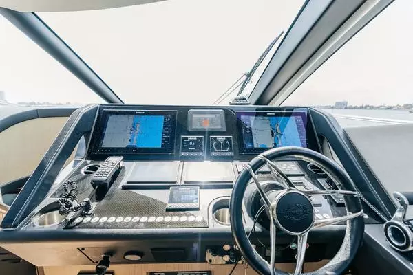 2018 Sunseeker 68