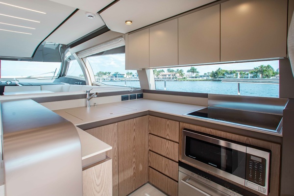 TIME 2 FLY 55ft Ferretti Yachts Yacht For Sale