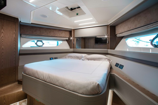 TIME 2 FLY 55ft Ferretti Yachts Yacht For Sale