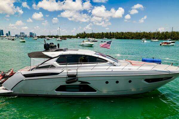 2013 Azimut 58