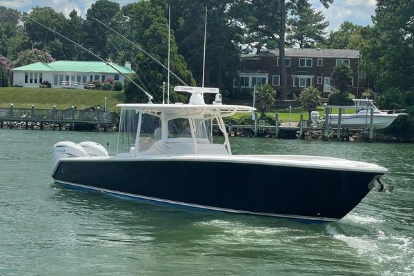 38-ft-Jupiter-2020-38-Playpen-Virginia Beach Virginia United States yacht for sale