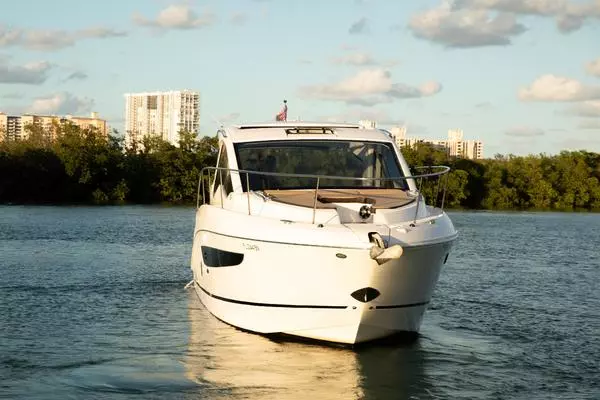 2019 Sea Ray 35