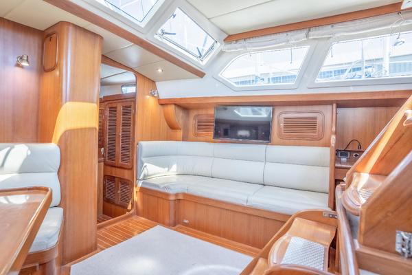 Seahorse 48ft Tayana Yacht For Sale