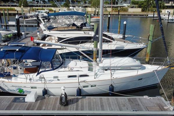 42-ft-Beneteau America-2006-423 -Turtle Chaser-Palm Beach Florida United States yacht for sale