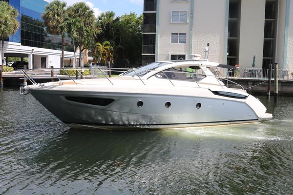 38 ft Azimut 2015 Atlantis Fort Lauderdale Florida United States $299900 38 ft Azimut 2015 Atlantis Fort Lauderdale Florida United States $299900