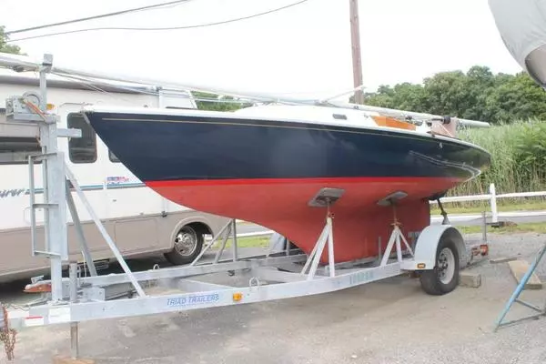 22ft Pearson Yacht For Sale