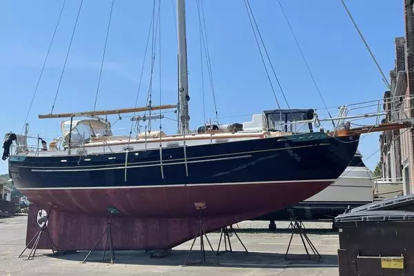 37-ft-Tayana-1978-Tayana 37-Alondra Branford Connecticut United States  yacht for sale
