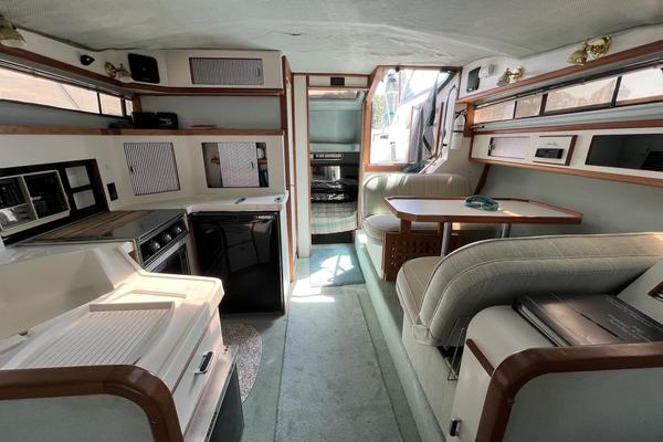 Bay Dancer 34ft Sea Ray Yacht For Sale