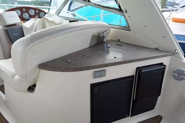 2004 Rinker 34