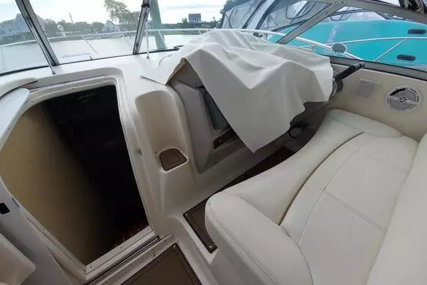 2004 Rinker 34