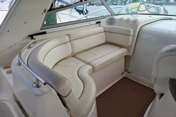 2004 Rinker 34
