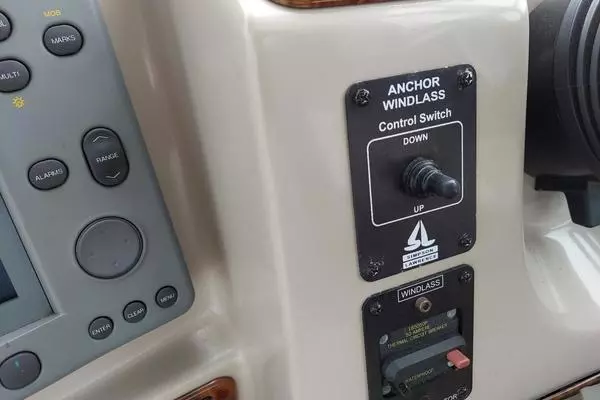2004 Rinker 34