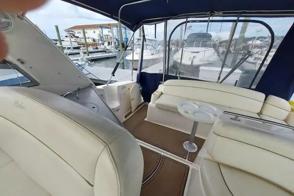 2004 Rinker 34