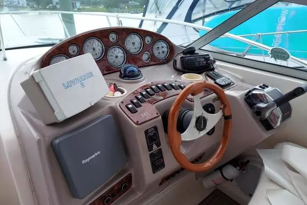 Photo of the 2004 Rinker 342 Fiesta Vee "WHY NOT"