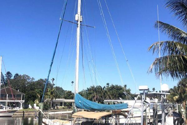 44-ft-CSY-1979-44 Cutter-Big Pine Key Florida United States yacht for sale
