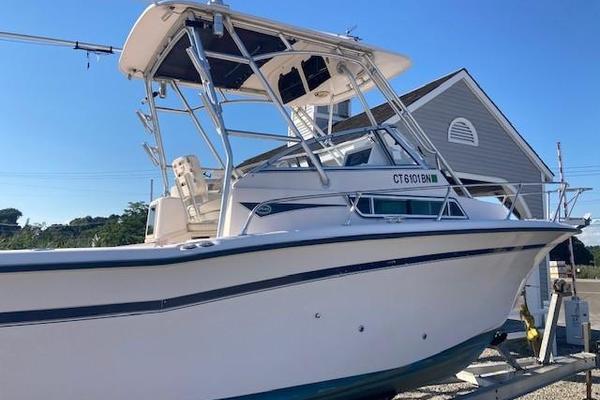 26ft Grady White Yacht For Sale