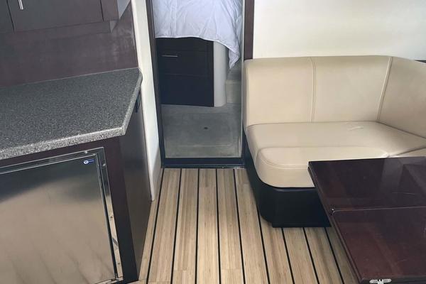 Comfortably Numb 42ft Regal Yacht For Sale