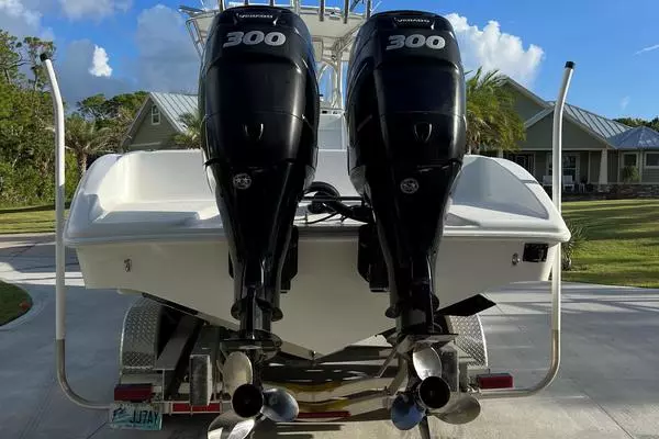 2016 Yellowfin 32