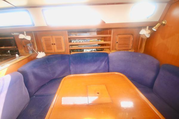 52ft Tayana Yacht For Sale