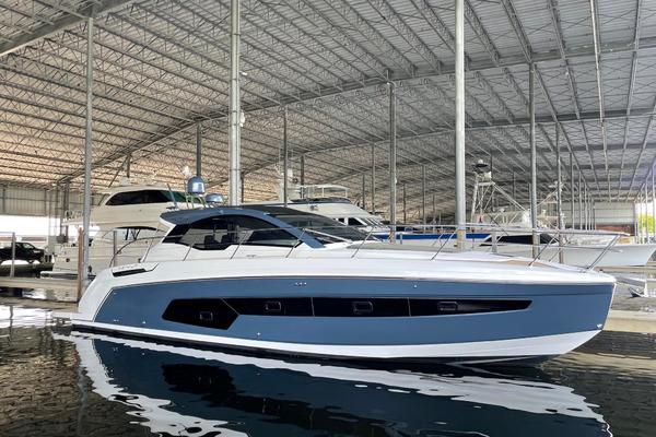 45 ft Azimut 2021 Atlantis 45 West Palm Beach Florida United States $879000 45 ft Azimut 2021 Atlantis 45 West Palm Beach Florida United States $879000