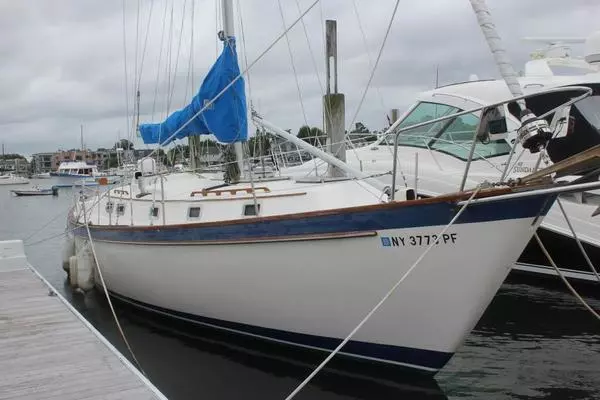Raeven II 42ft Pearson Yacht For Sale