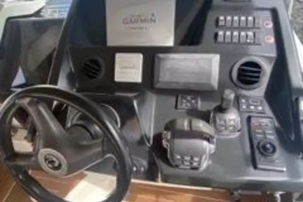 Photo of the 2013 Cranchi M44 HT