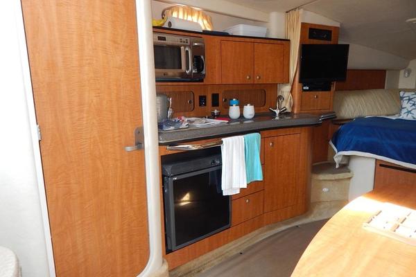 Free Reins 32ft Sea Ray Yacht For Sale