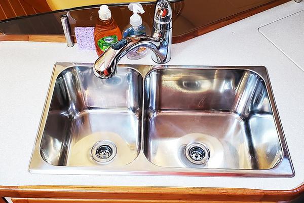 SILVER LINING 38ft Catalina Yacht For Sale