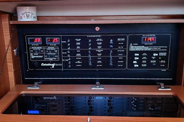 SILVER LINING 38ft Catalina Yacht For Sale