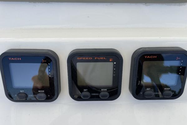 VITAMIN S E A  31ft Edgewater Yacht For Sale VITAMIN S E A  31ft Edgewater Yacht For Sale