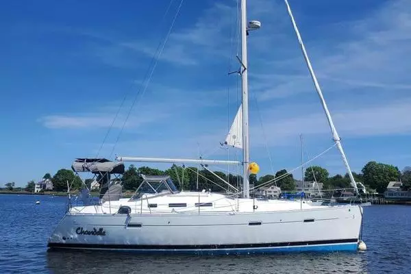 37ft Beneteau Yacht For Sale