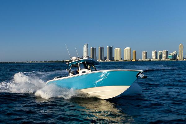 32' Solace 2023