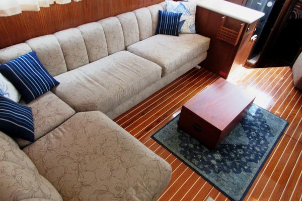 NEPTUNE S RIDE 43ft Hatteras Yacht For Sale