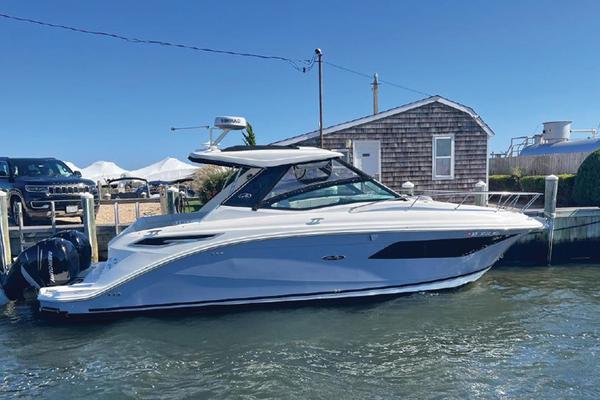 32 ft Sea Ray 2021 Sundancer Coupe Westhampton Beach New York United States $429000 32 ft Sea Ray 2021 Sundancer Coupe Westhampton Beach New York United States $429000