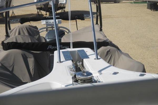 28ft Boston Whaler Yacht For Sale