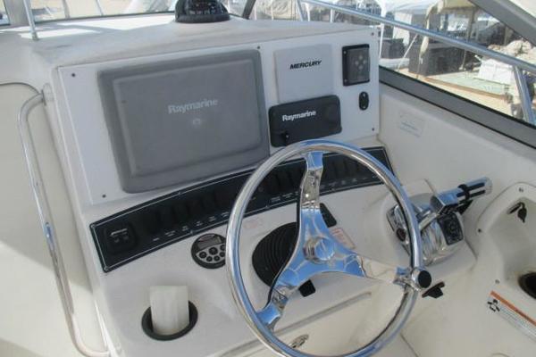 28ft Boston Whaler Yacht For Sale